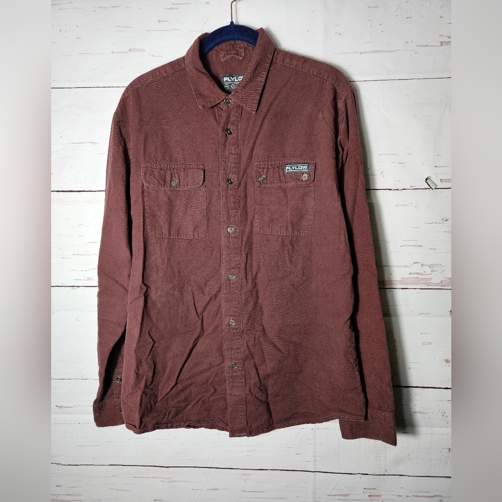 Flylow Men's button-down 100% cotton shirt. Burgundy size L Flannel